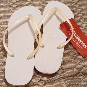 Havaianas NWT Thong Sandals